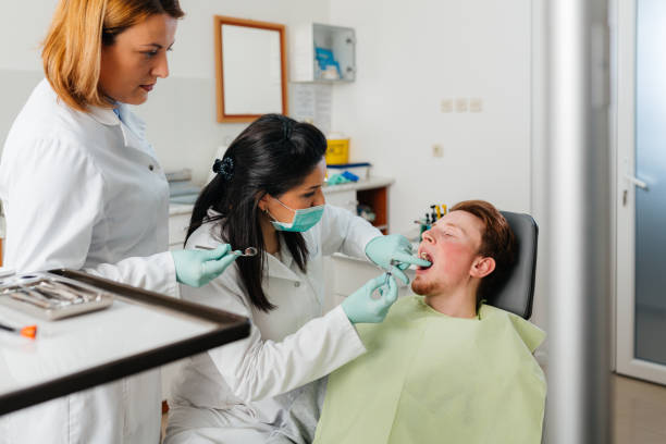 Best Emergency Tooth Extraction in Maysville, NC